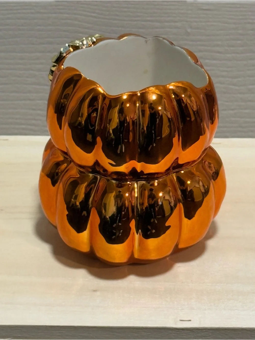 Bath & Body Works Orange Metallic Pumpkin Stack Soap holder